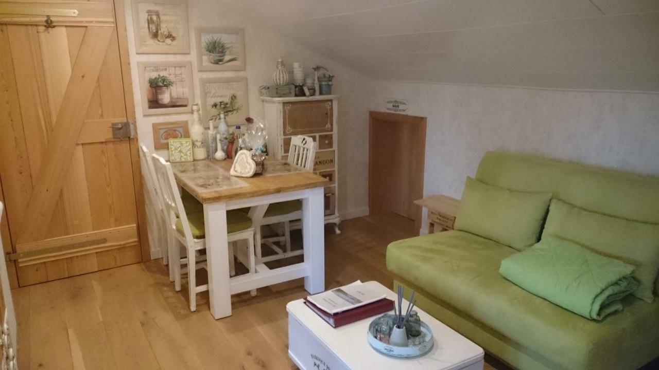 Eifelyeti Ferienwohnung Ellscheid Exterior foto