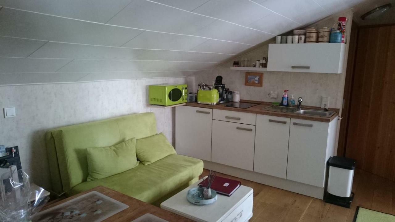 Eifelyeti Ferienwohnung Ellscheid Exterior foto